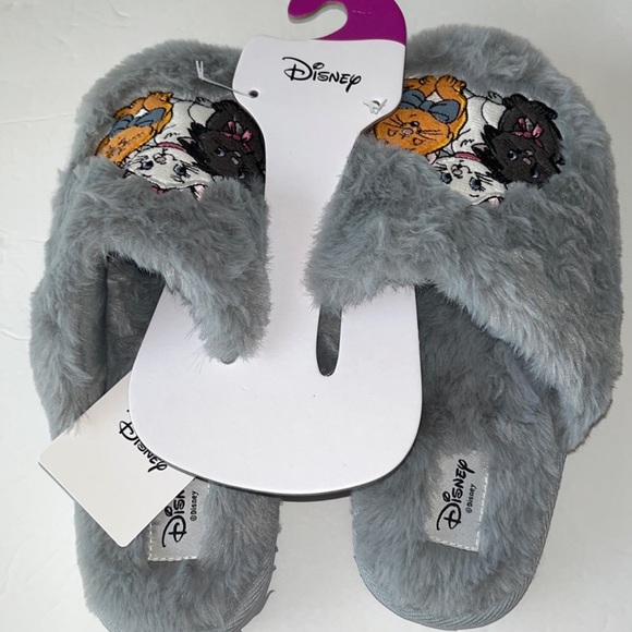 Disney Shoes - New Disney Aristocat Womans Slippers